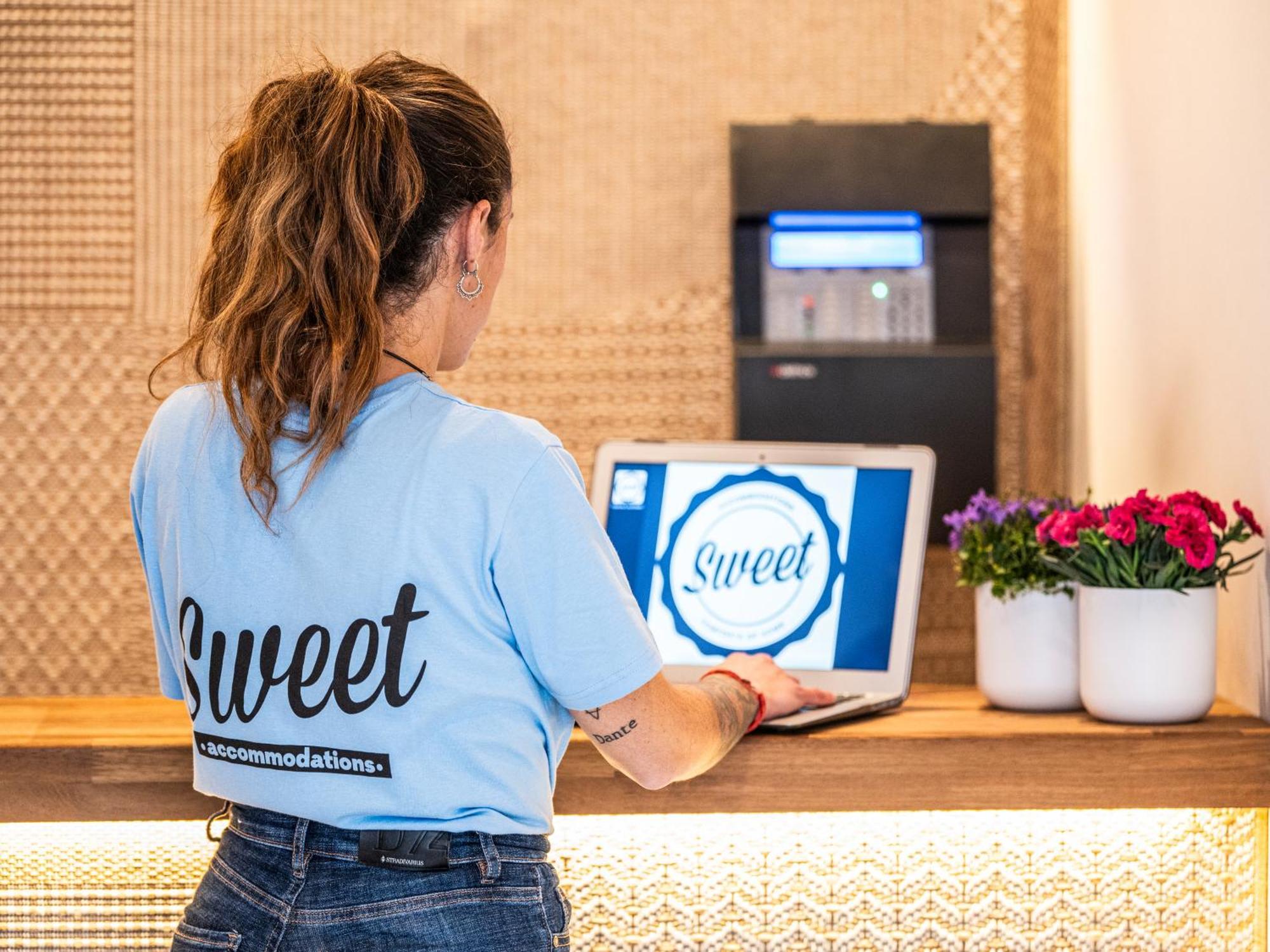 Sweet Lloret Suites Lloret de Mar Exterior photo